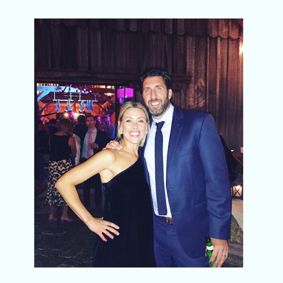 Meet your Posher, Laura - Picture 1 of 1